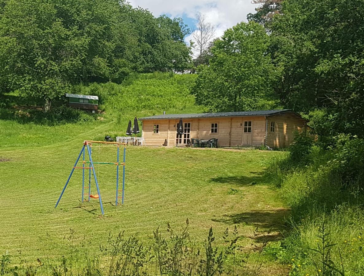 Villa Ferme De La Luciole Champs-Sur-Tarentaine-Marchal Exterior foto